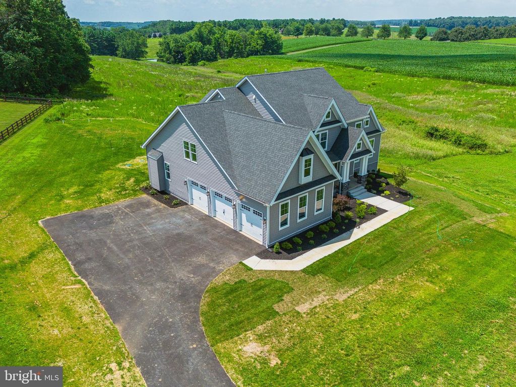 Image 77 of property listing at 1605 OAKLAND RD, Freeland, MD 21053