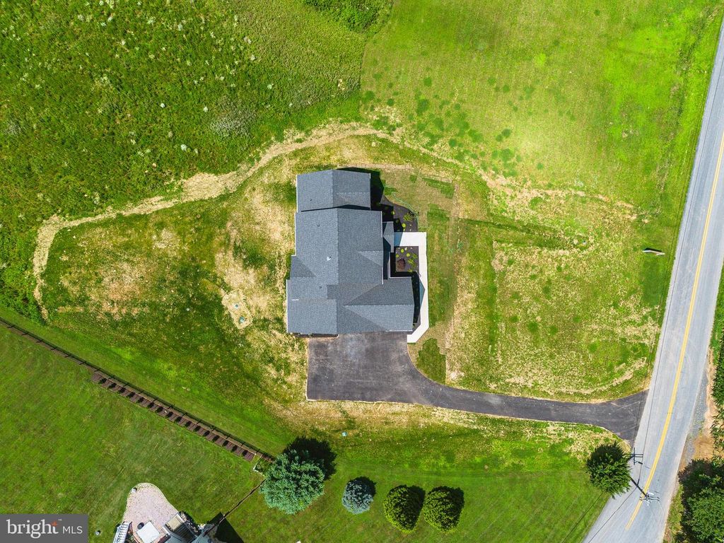 Image 80 of property listing at 1605 OAKLAND RD, Freeland, MD 21053