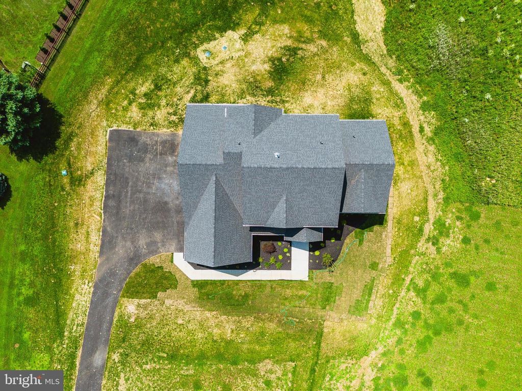 Image 82 of property listing at 1605 OAKLAND RD, Freeland, MD 21053