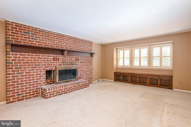 140 HOCH AVE, Topton, PA 19562