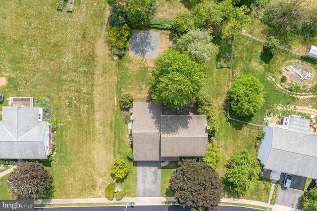 140 HOCH AVE, Topton, PA 19562