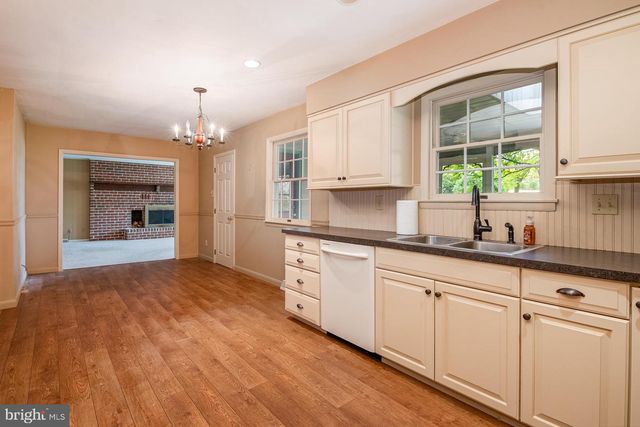 140 HOCH AVE, Topton, PA 19562
