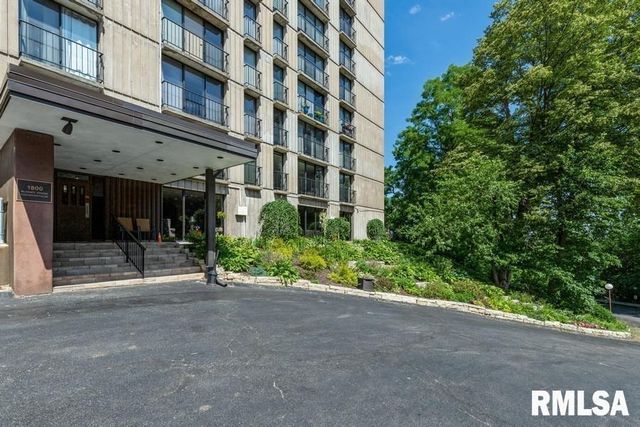 1800 7TH Street 6D, East Moline, IL 61244