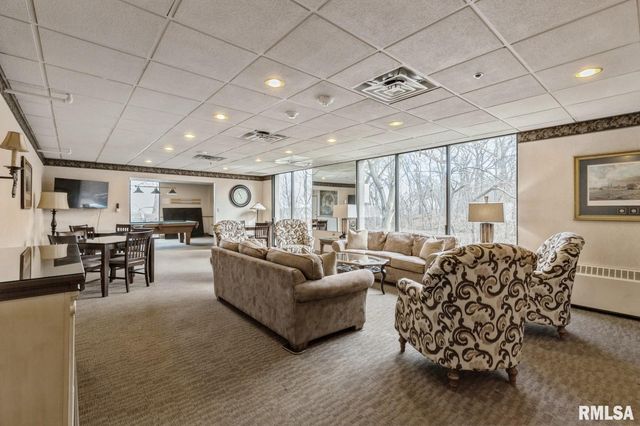 1800 7TH Street 6D, East Moline, IL 61244