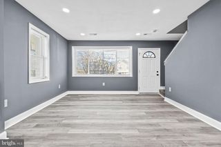 210 SOLLERS POINT RD, Dundalk, MD 21222