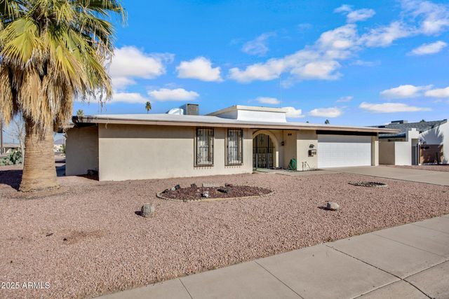 3673 S ROOSEVELT Street, Tempe, AZ 85282