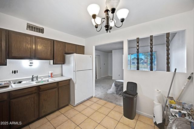 3673 S ROOSEVELT Street, Tempe, AZ 85282