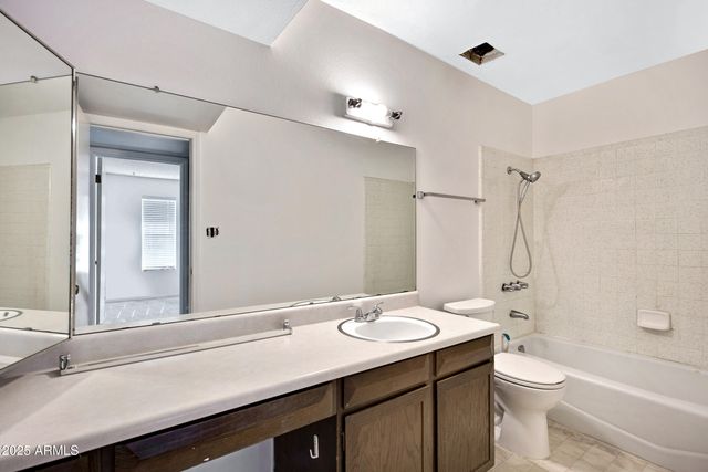 3673 S ROOSEVELT Street, Tempe, AZ 85282