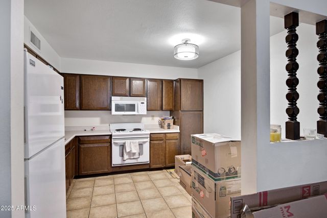 3673 S ROOSEVELT Street, Tempe, AZ 85282