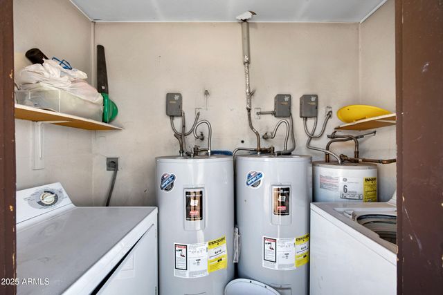 3673 S ROOSEVELT Street, Tempe, AZ 85282