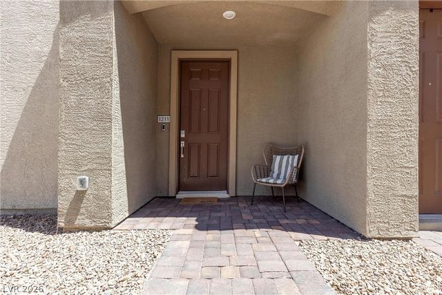 236 Callen Falls Avenue 1211, Henderson, NV 89011