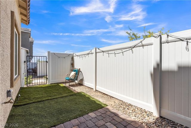 236 Callen Falls Avenue 1211, Henderson, NV 89011