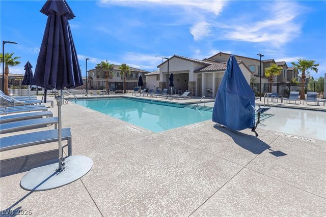 236 Callen Falls Avenue 1211, Henderson, NV 89011