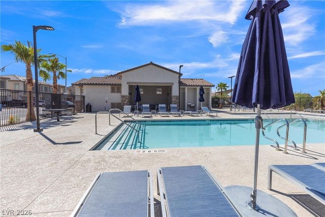 236 Callen Falls Avenue 1211, Henderson, NV 89011