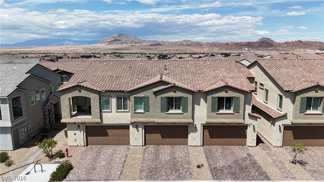 236 Callen Falls Avenue 1211, Henderson, NV 89011