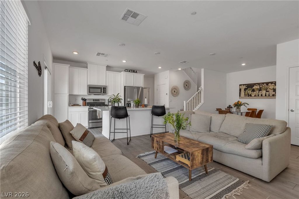 236 Callen Falls Avenue 1211, Henderson, NV 89011