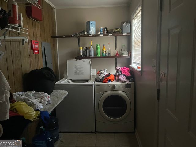 1008 E 12th Street, West Point, GA 31833