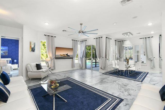 15700 Carrera Lane, Wellington, FL 33414