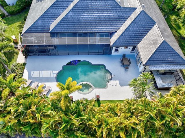 15700 Carrera Lane, Wellington, FL 33414