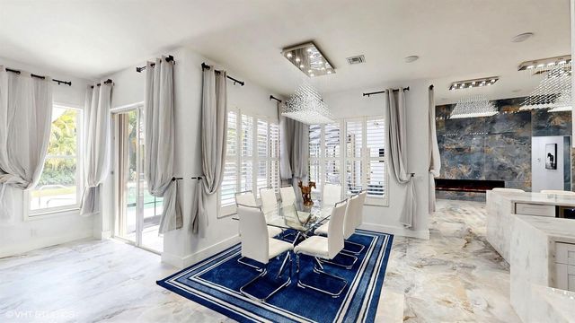 15700 Carrera Lane, Wellington, FL 33414