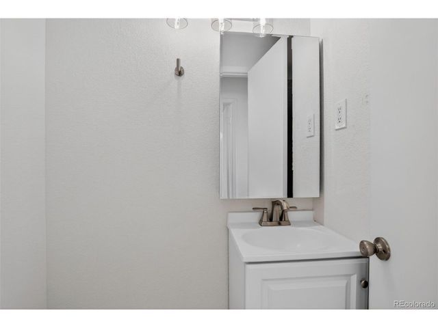 1991 Gilmore St, Watkins, CO 80137