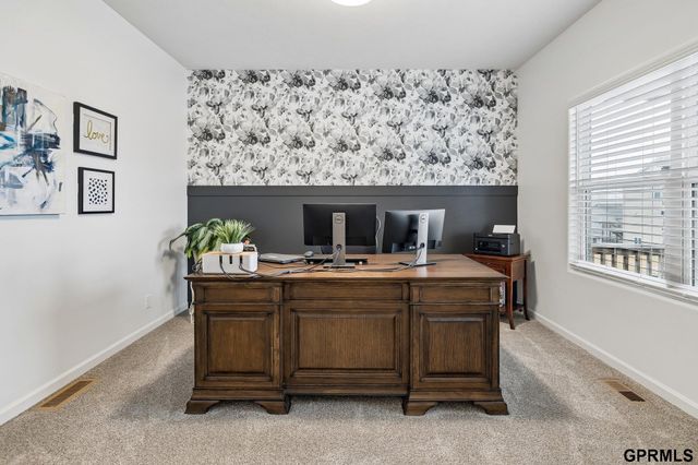 8630 N 177 Street, Bennington, NE 68007