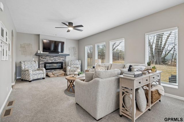 8630 N 177 Street, Bennington, NE 68007