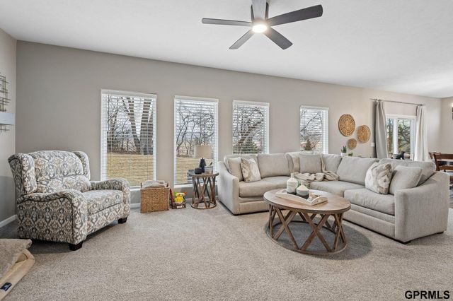 8630 N 177 Street, Bennington, NE 68007