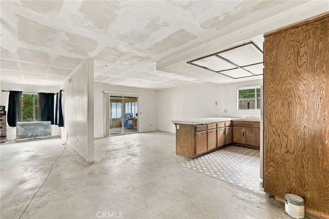 17710 Malaga Drive, Fontana, CA 92336