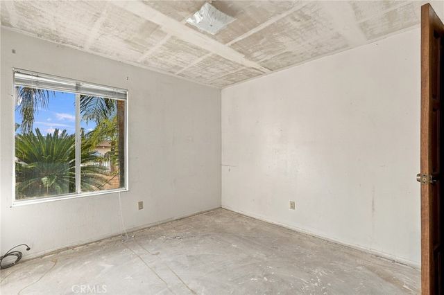 17710 Malaga Drive, Fontana, CA 92336