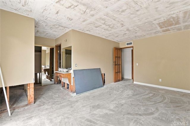 17710 Malaga Drive, Fontana, CA 92336