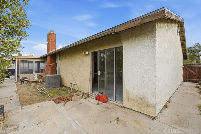 17710 Malaga Drive, Fontana, CA 92336
