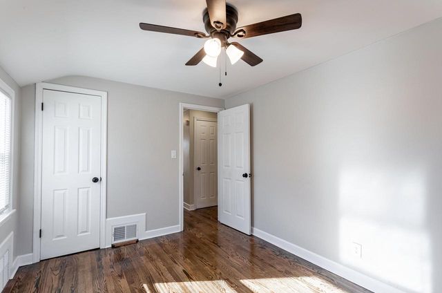 2750 N 61st STREET, Milwaukee, WI 53210