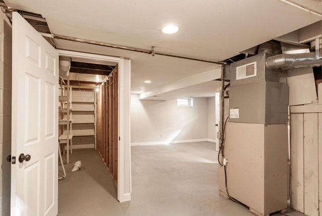 2750 N 61st STREET, Milwaukee, WI 53210