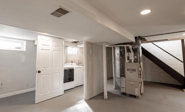 2750 N 61st STREET, Milwaukee, WI 53210