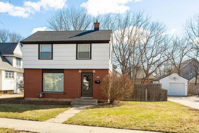 2750 N 61st STREET, Milwaukee, WI 53210