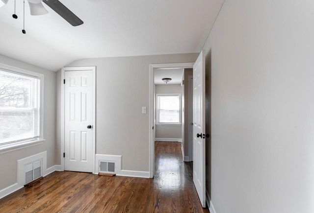 2750 N 61st STREET, Milwaukee, WI 53210