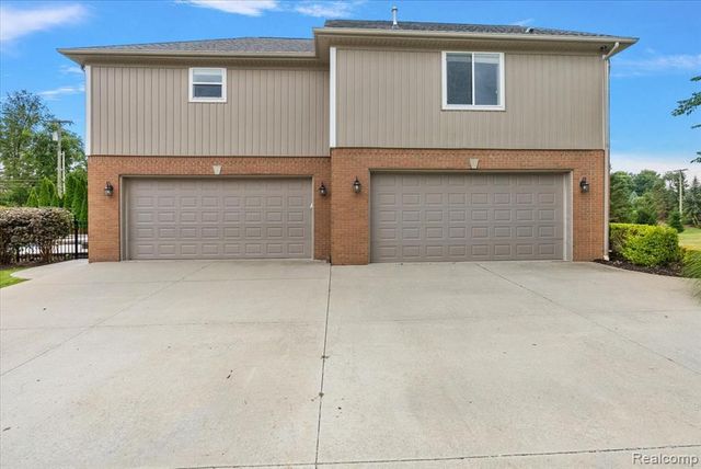 62650 Mound Road, Washington, MI 48094