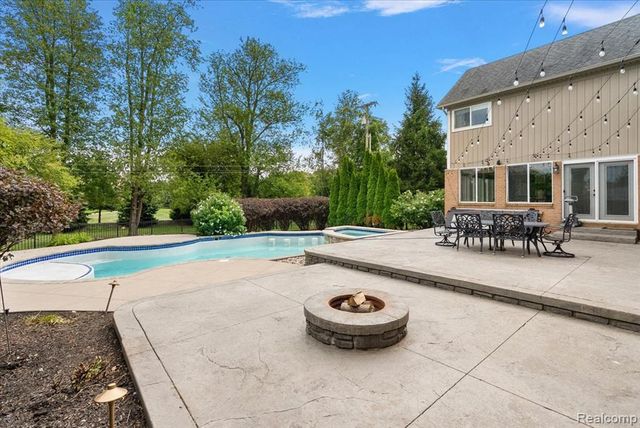 62650 Mound Road, Washington, MI 48094