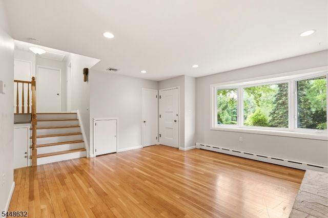 51 Union County Pkwy, Clark Twp., NJ 07066