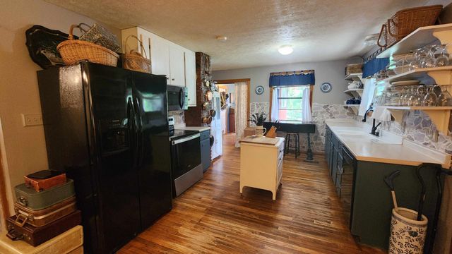 340 Christian Community Rd, Livingston, TN 38570