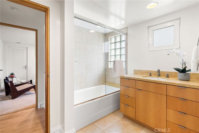 1554 E Oceanfront, Newport Beach, CA 92661