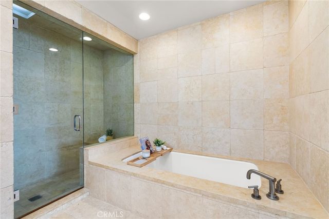 1554 E Oceanfront, Newport Beach, CA 92661