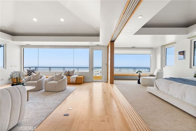 1554 E Oceanfront, Newport Beach, CA 92661