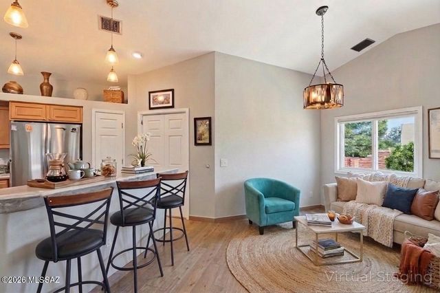 901 W Paseo Del Cilantro, Green Valley, AZ 85614