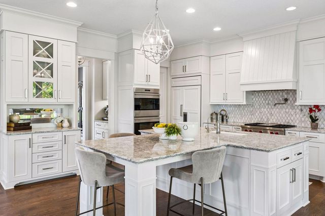 736 Woodland Hill Court, Medina, MN 55340