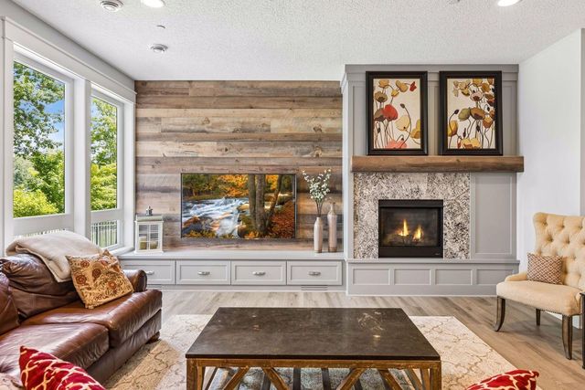 736 Woodland Hill Court, Medina, MN 55340