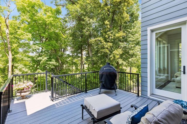 736 Woodland Hill Court, Medina, MN 55340