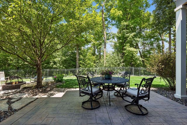 736 Woodland Hill Court, Medina, MN 55340