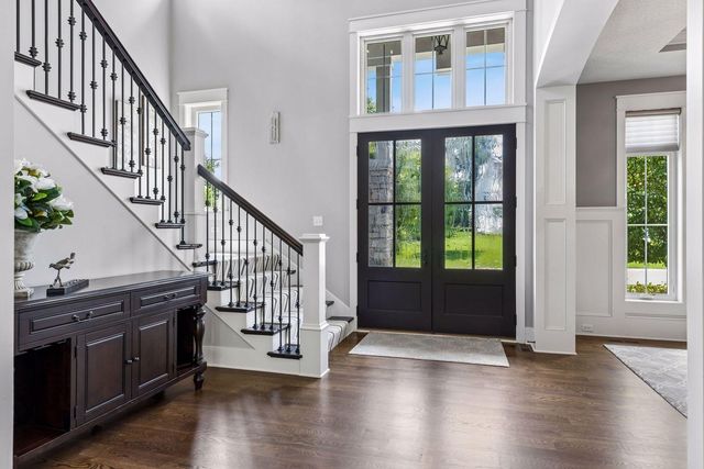 736 Woodland Hill Court, Medina, MN 55340